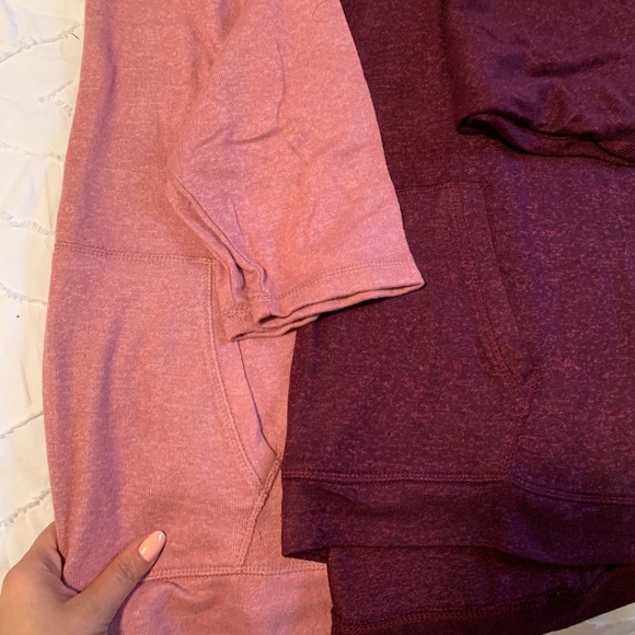 New💗Ultra soft kangaroo Rose pocket top - Picture 7 of 8